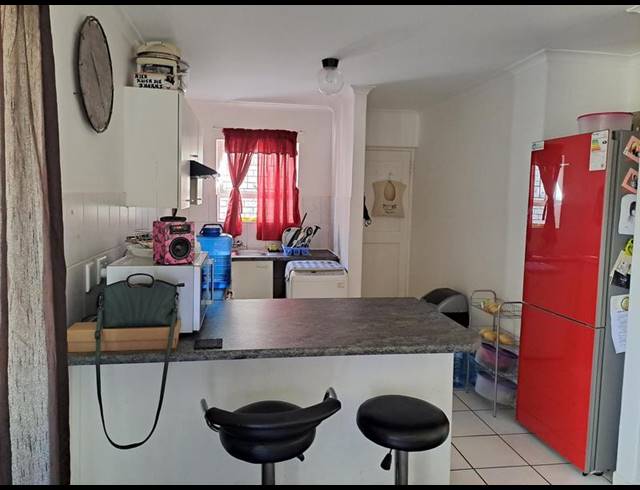 2 BEDROOM APARTMENT FOR SALE IN OAKGLEN